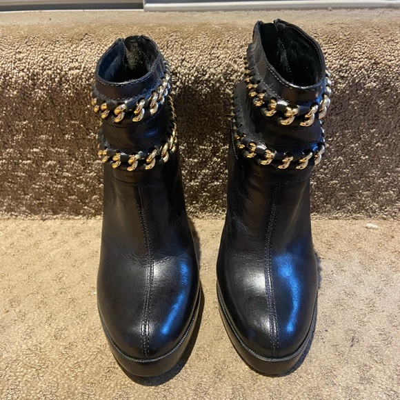 Tory Burch booties - Picture 2 of 14